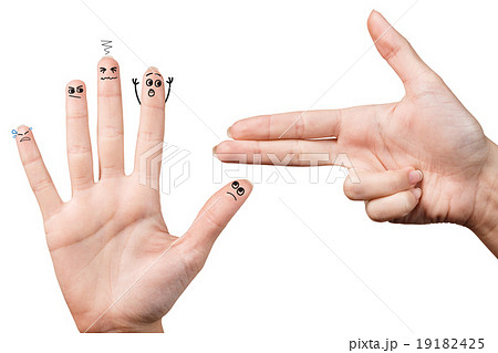 One gun hand taking hostages  19182425