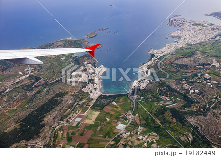 Plane view over the Majorca island 19182449
