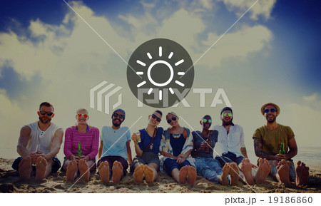 Sunshine Sunlight Sunny Summer Spring Vacation Concept Sunshine Sunlight Sunny Summer Spring Vacation Concept 19186860