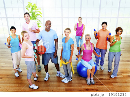 Fitness Health Gym Group Training Exercise Concept 19191252