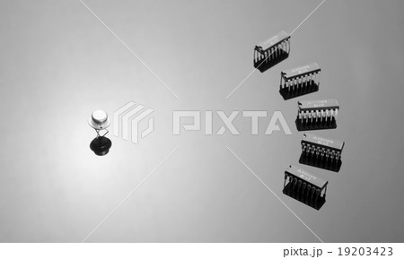 Transistor and chips Transistor and chips 19203423