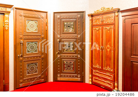 Classic interior and front wooden doors Classic interior and front wooden doors 19204486