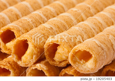 Wafer rolls 19205403