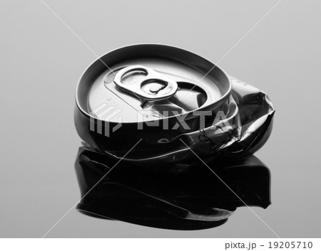 Crumpled beverage can Crumpled beverage can 19205710