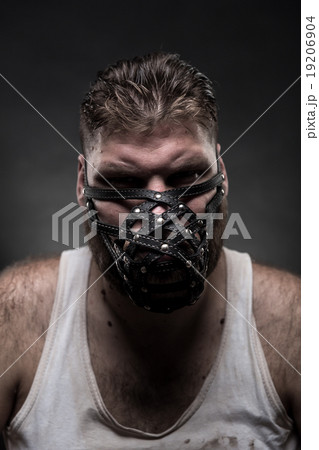 Man in muzzle 19206904