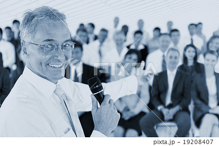 Businessman Business Presentation Speech Speaker Group Crowd 19208407