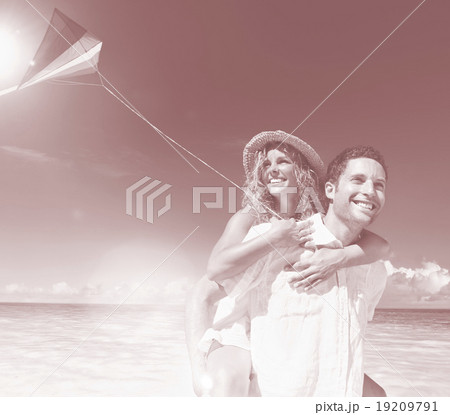 Honeymoon Couple Happiness Summer Beach Concept 19209791