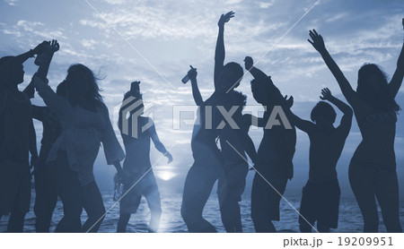 People Celebration Beach Party Summer Holiday Vacation Concept 19209951