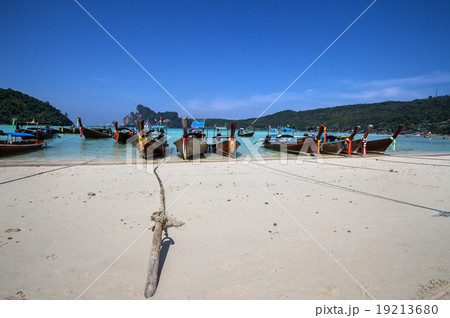 Concept travel Tropical beach, Thailand 19213680