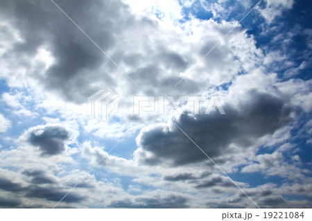 Cloudy sky Cloudy sky 19221084