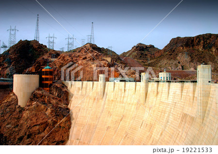 Hoover Dam.. 19221533
