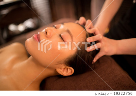 beauty-treatment clinic　撮影協力： 3BエステサロンLuki'A（麻布十番） 19222756