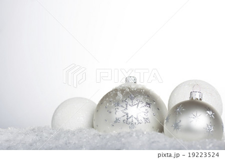 New Year Christmas ball 19223524