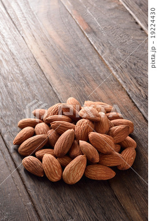 アーモンド アーモンド 19224430