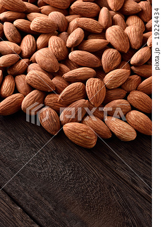 アーモンド アーモンド 19224434
