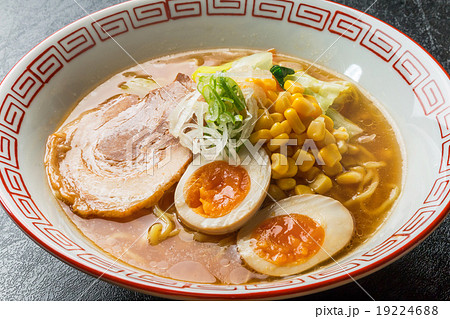 味噌チャーシューラーメン　 miso roasted pork fillet ramen Japan 19224688