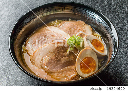 味噌チャーシューラーメン　 miso roasted pork fillet ramen Japan 19224690