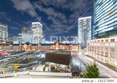 東京駅夜景（2015年11月19日現在） 19227894