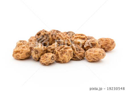 殻付きタイガーナッツ: tiger nuts 19230548