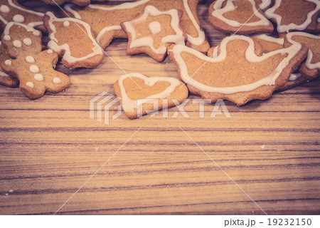 Christmas cookies on a wooden background Christmas cookies on a wooden background 19232150