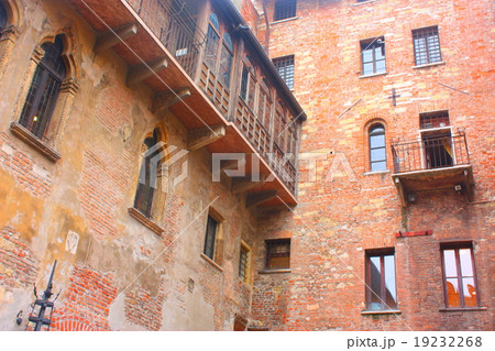 ヴェローナ ジュリエットの家 ヴェローナ ジュリエットの家 19232268