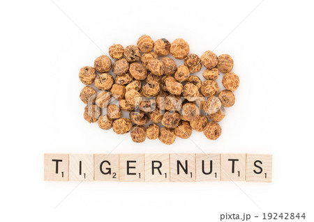 スクラブル文字:TIGERNUTS 19242844
