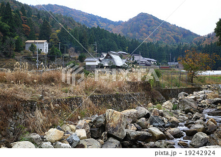 るり渓　紅葉　京都府 19242924
