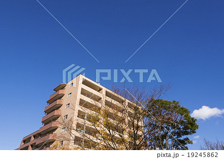 青空とマンション 青空とマンション 19245862