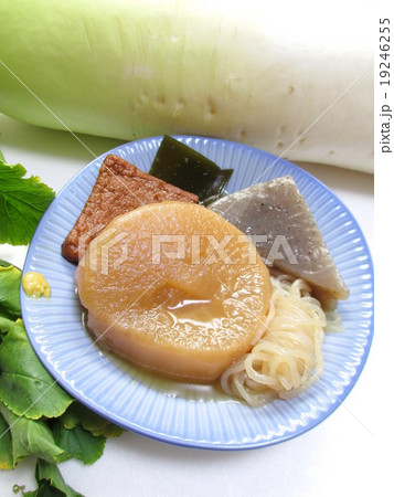 厚切り大根のおでん 19246255