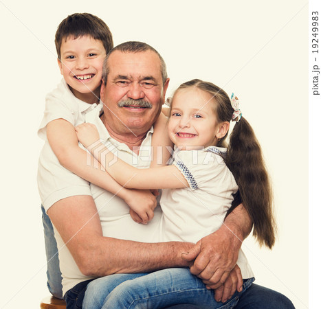 Grandfather and grandchildren portrait Grandfather and grandchildren portrait 19249983