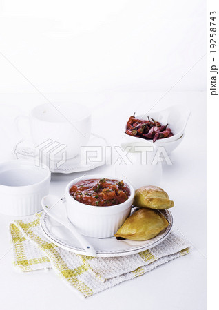 empanadas with ground meat 19258743