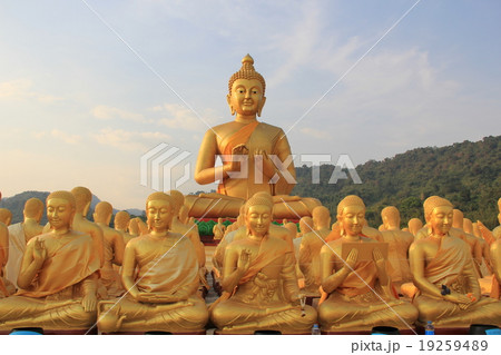 Thailand travel,Makha Bucha Buddhist Memorial Park 19259489