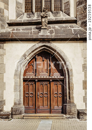 Entrance to the Church 19259538