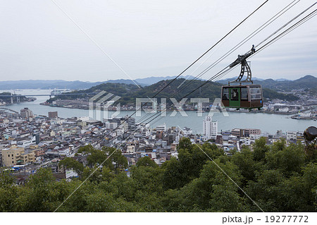 千光寺ロープウェイと尾道市街地 千光寺ロープウェイと尾道市街地 19277772