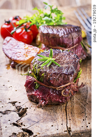 venison medallions venison medallions 19279039