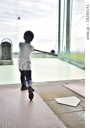 バッティングセンター 19280141