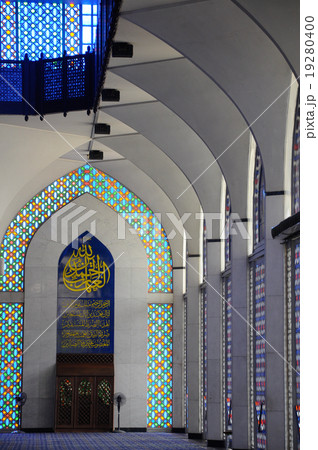 Sultan Salahuddin Abdul Aziz Shah Mosque 19280400