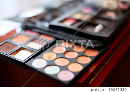 Palette of colorful eye shadows Palette of colorful eye shadows 19285320
