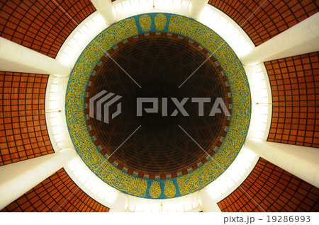 Sultan Salahuddin Abdul Aziz Shah Mosque Sultan Salahuddin Abdul Aziz Shah Mosque 19286993