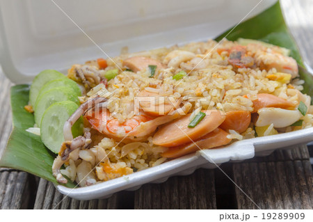 fried rice with shimp 19289909