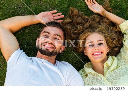 Lovers enjoy each other. 19300289