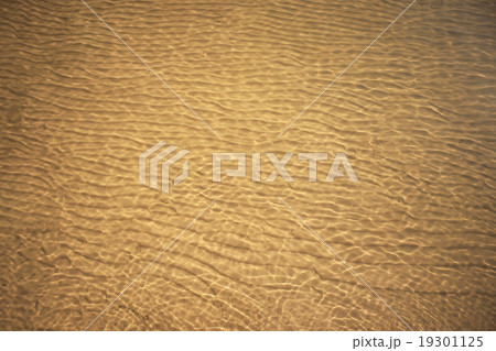 Sand and water Sand and water 19301125