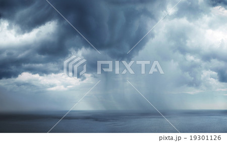 Rain at the sea Rain at the sea 19301126