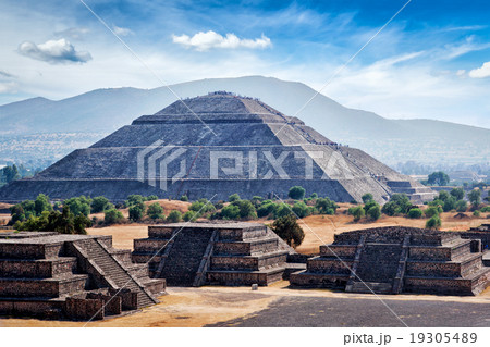 Panorama of Teotihuacan Pyramids Panorama of Teotihuacan Pyramids 19305489