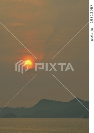 瀬戸内海の夕景 瀬戸内海の夕景 19313967
