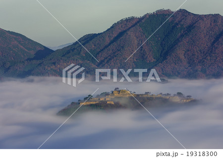 晩秋の竹田城跡 晩秋の竹田城跡 19318300