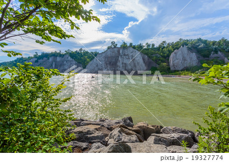 Scarborough Bluffs Park. Toronto Scarborough Bluffs Park. Toronto 19327774