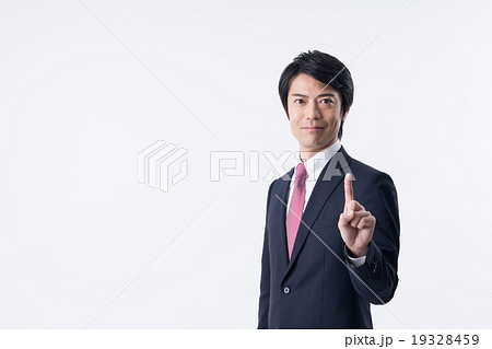 ミドルのビジネスマン 19328459