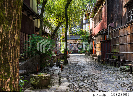 岐阜県　郡上八幡　やなか水のこみち 19328995