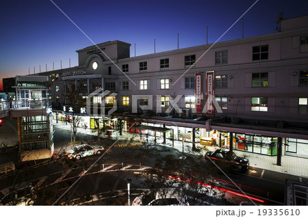 熊本駅のペデストリアンデッキ 19335610